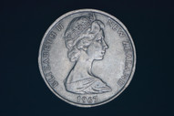 New Zealand - 1967 - Fifty Cents - Error - Dot Above 1 - KM37 - VF (OM-A3253)
