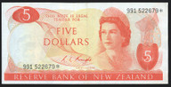 New Zealand - 5 Dollars - Knight - Star Note - 991 522679* - EF