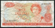 New Zealand - $5 - Russell - Star Note - JA825398* - Fine
