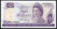 New Zealand - $2 - Wilks - 0E0 000926 - First Prefix - aUnc