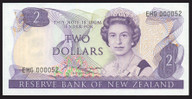 New Zealand - $2 - Russell - EHG000052 - First Prefix - Low Serial - Unc