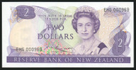 New Zealand - $2 - Russell - EHG000969 - First Prefix - Low Serial - Unc