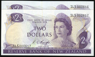 New Zealand - $2 - Knight - Consecutive Low Pair - 1L5 000616-617 - Unc