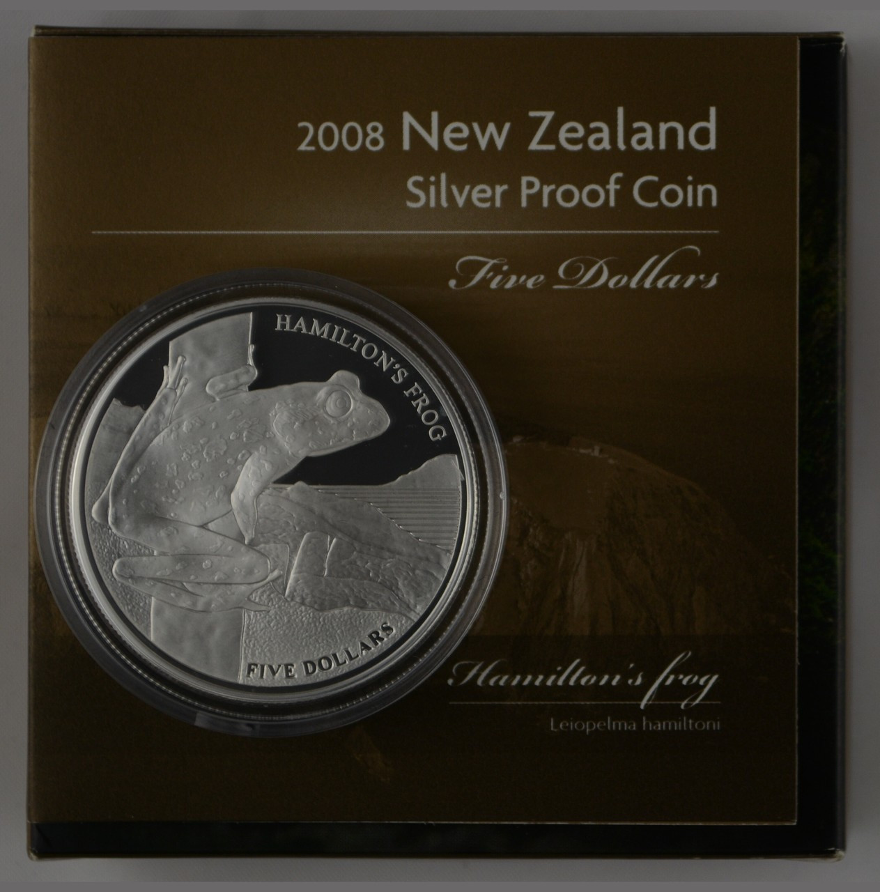 2006- Silver $5 Dollars Proof Coin Falcon New Zealand Rare