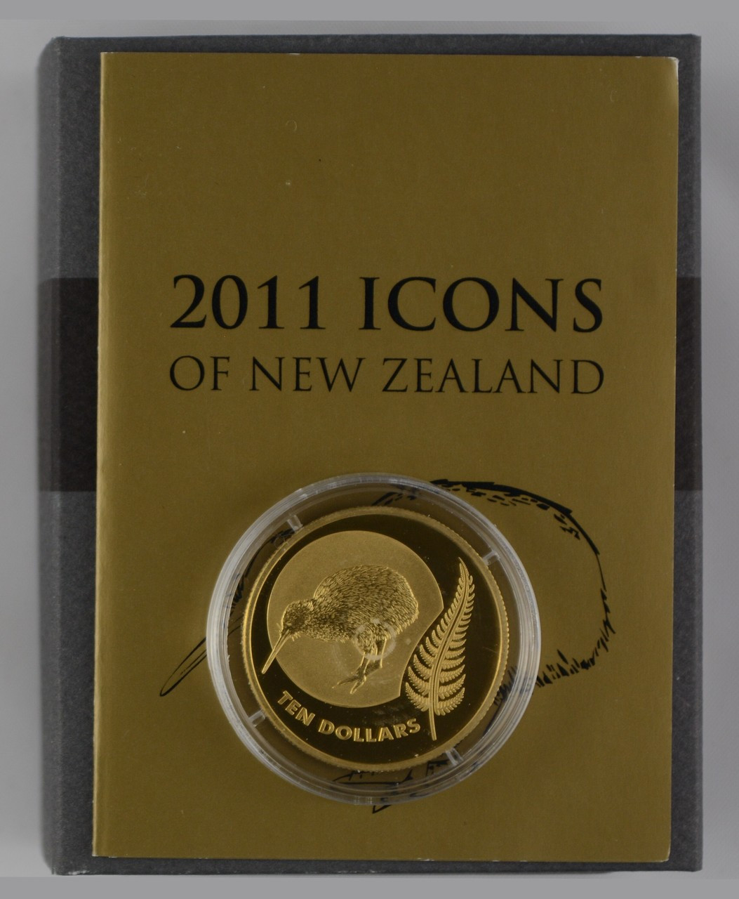 New Zealand 11 10 Gold Proof Coin Icons Of New Zealand Kiwi Oceanic Mint
