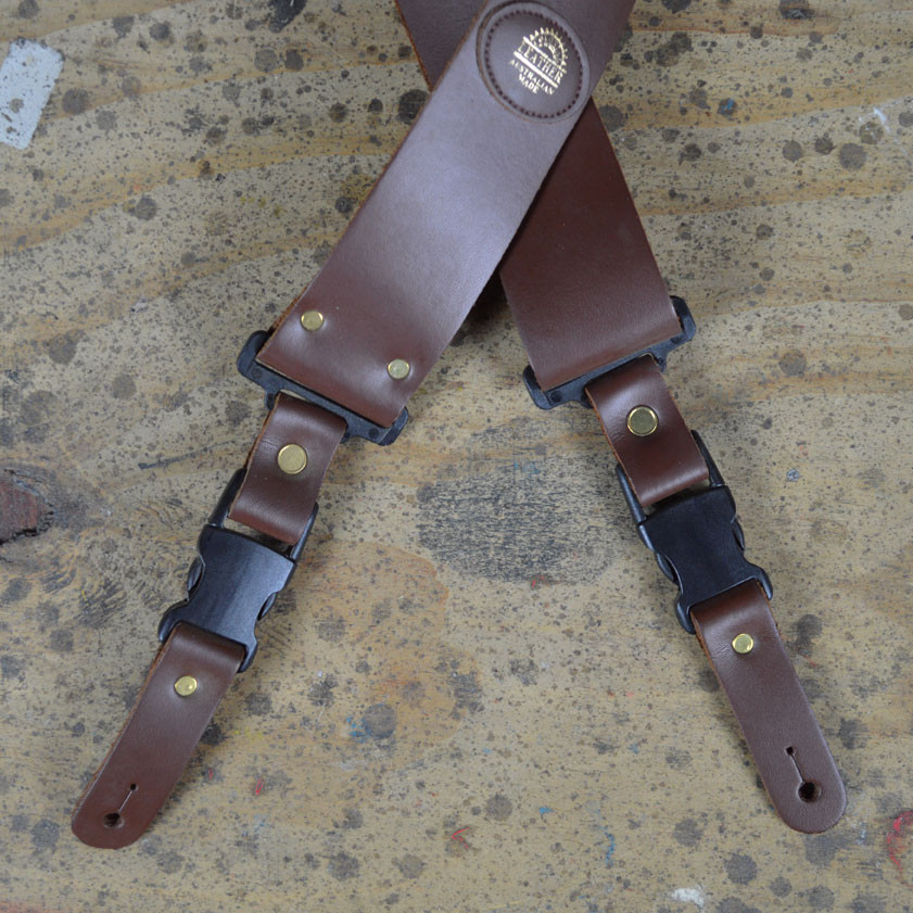 50mm leather guitar strap with detachable clip buckle ends. Slide
