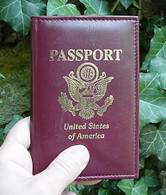 MENS LADIES BROWN LEATHER USA PASSPORT WALLET 5001