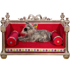 Princess Toto Dog Bed