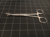 Photo of Codman 19-4000 Pennington Tissue Grasping Forceps, Triangular Jaw, 6"