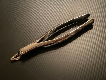 Photo of Hu-Friedy 65 Extraction Forceps