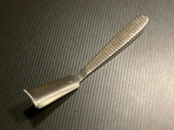 Photo of Konig MDS1170423 Cloward Blade Cervical Retractor, 23mm w/ Lip