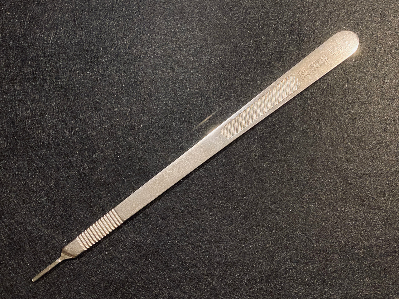 Konig MDS0610302 Knife Scalpel Handle, 3L For Sale