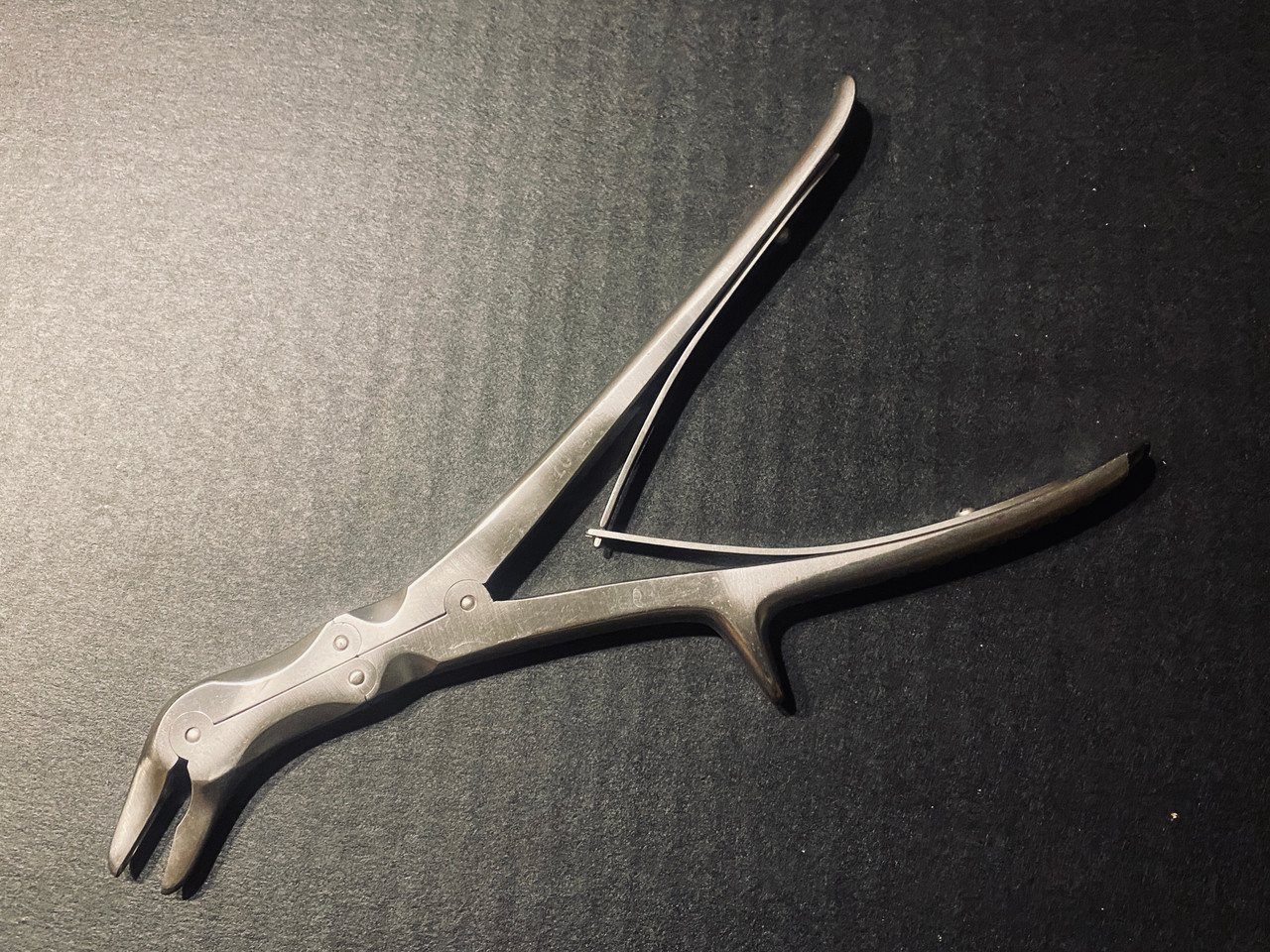 Jarit 230-246 Echlin Duckbill Rongeur, 3mm, 9