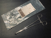Photo of V. Mueller SU2786 Coller Artery Forceps, ANG 90°, 9.5"