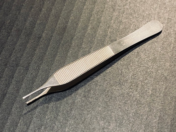 Photo of V. Mueller MO552 Docktor Suture, Needle, Tissue Forceps, 4.75"
