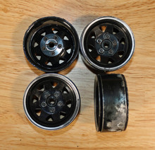 1.9" Wagon Bead Lock Set w/ painted silver ring (4) - used