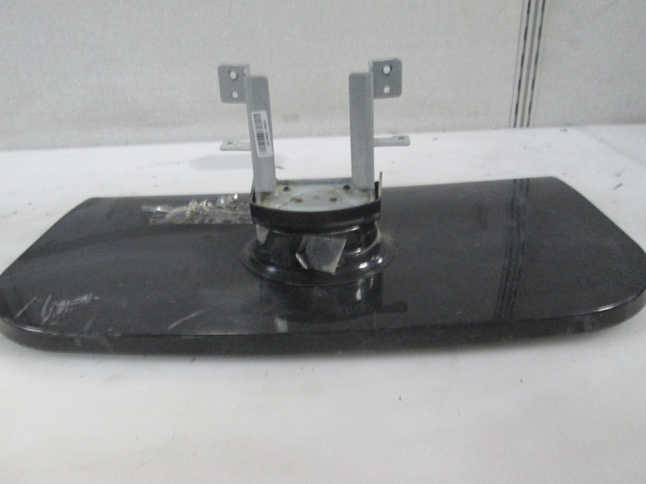 INSIGNIA, NS37L260A12, STAND, BASE, A15T0979301,