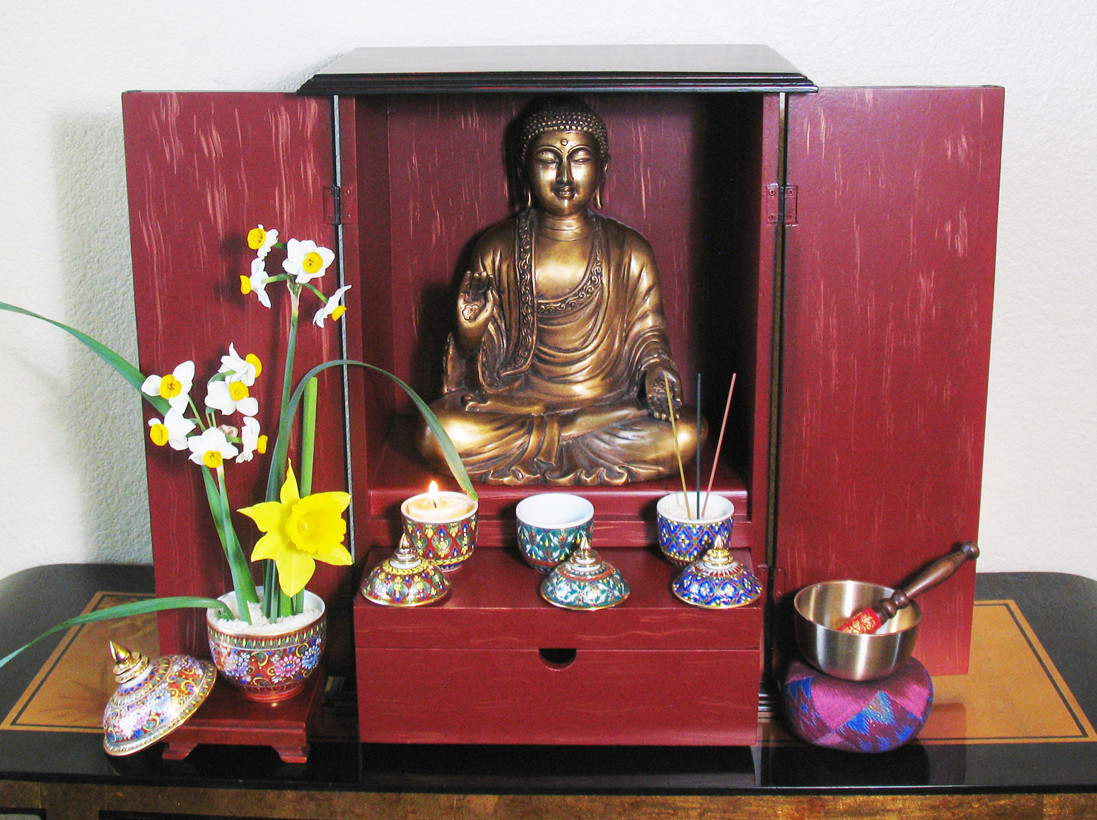 Altar Cabinet Butsudan W Red Antique Accent Finish Cabinet