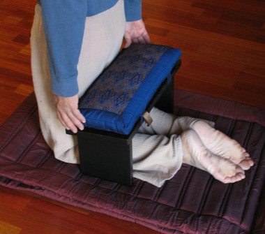 Boon Decor How To Use the Seiza Meditation Bench - STEP ONE