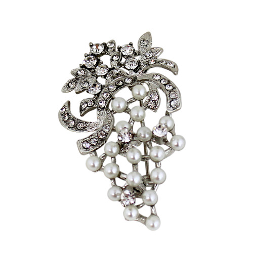 Pearly Grapes Brooch with Crystals