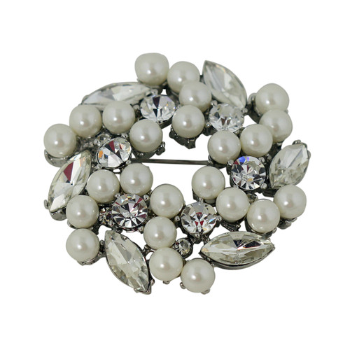 Elegant Lady Pearls and Crystals Brooch