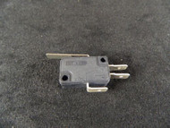 ON-ON MICRO SWITCH SPDT 16 AMP 125/250 VAC 1 1/8 X 5/8 EC-284