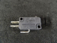 ON-ON MICRO SWITCH SPDT 16 AMP 125/250 VAC 1 1/8 X 5/8 EC-285