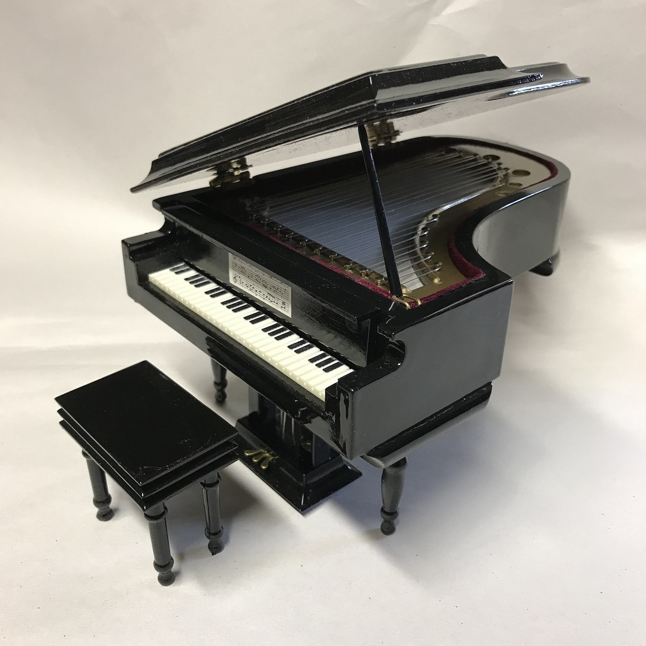 dollhouse grand piano