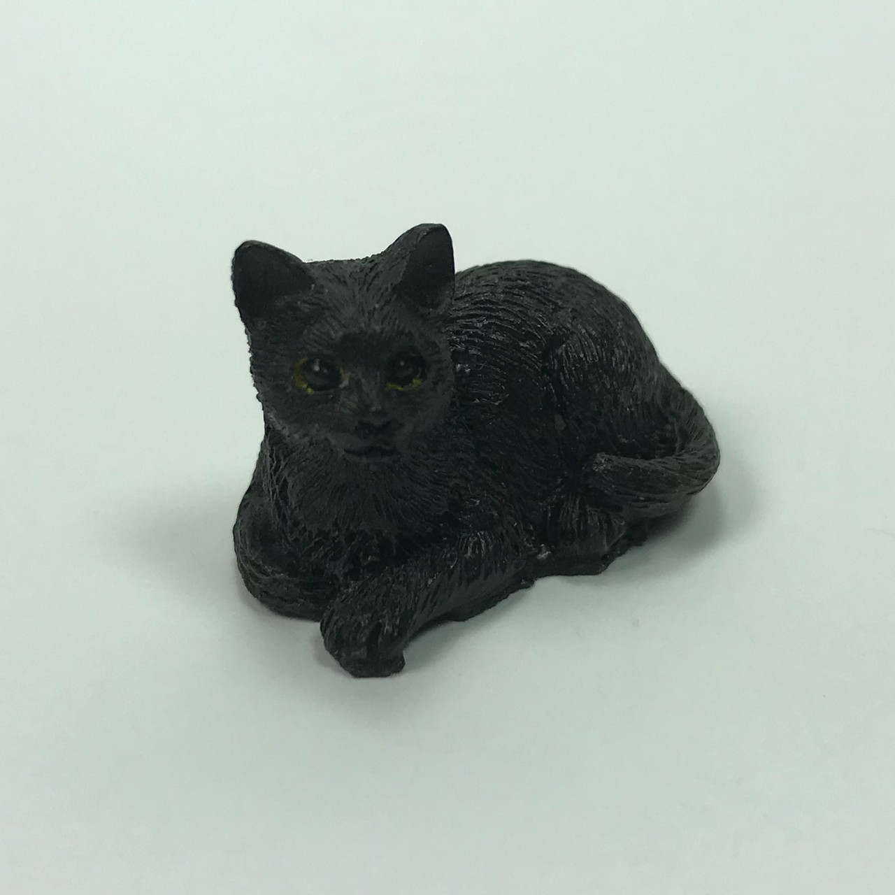 dollhouse miniature cats