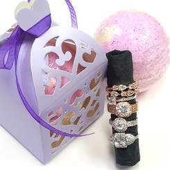 Bauble Ring Gift Bomb