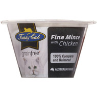 5 PACK of Fussy Cat Fine Mince With Chicken Pot 70g