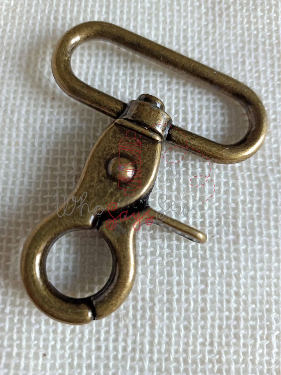 2x Wide Open 3.8cm (1.5) Swivel Snap Hooks in Antique Brass - Who Says Sew