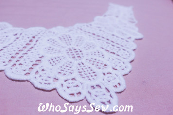 Medium Floral Cotton Lace Collar/Yoke in Snow& Natural White (0369)
