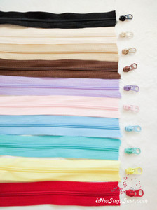 Continuous (By-the-Metre) Size 3 Nylon/Polyester Chain Zipper in 10 Colours. Perfect for bags& accessories