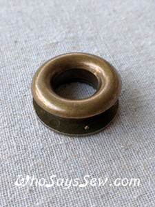 *BULK LOT* 50 x 15mm Hammer Together Alloy Grommets/Eyelets in Antique Brass- No Special Tools Needed