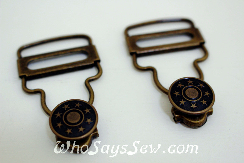 Pair of 25mm(1") Metal Overall Buckles and Jeans Buttons Set Antique