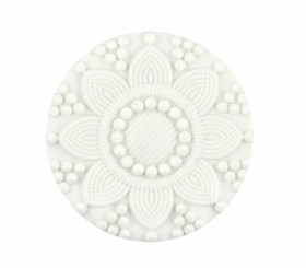 White Flower in Full Bloom Resin Buttons - 28mm - 1 1/8 inch