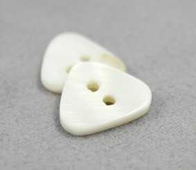 Triangle White Shell Buttons - 14mm - 9/16 inch