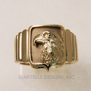 mans yellow gold eagle ring. gts-71
