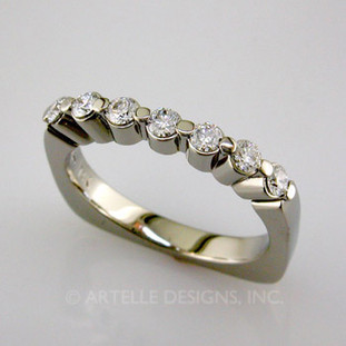 Ladies white gold diamond wedding ring- wed 61