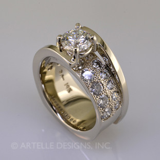 Ladies diamond engagement ring- wed 302