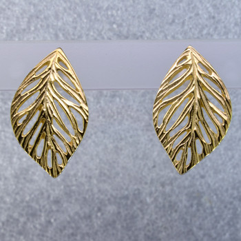 Everyday casual, or evening chic, you can't go wrong with this gold plated Sterling Silver leaf earrings.  These earrings measure 1 inch long and hang on posts. An Exceptional Value.

Hand-crafted in Northern Spain.  