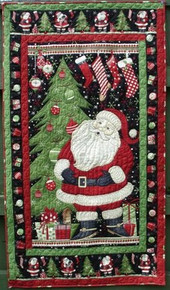 Debbie Mumm Santa Wallhanging