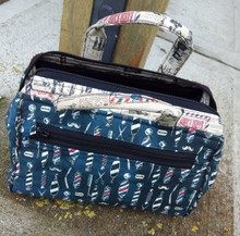  Barber shop bathroom bag version  with nylon lining