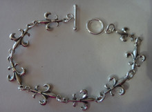 7.5" or 8.25" Sterling Silver 8-9 gram Fleur de Lis Link Toggle Bracelet