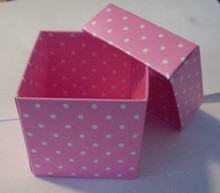 2"x2"x2" Pink Dot Cube Jewelry Favor Box with Lid