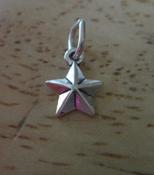 9x7mm Tiny 5 Point Detailed Star Sterling Silver Charm