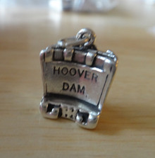 says Hoover Dam 5 gram Nevada Sterling Silver Charm