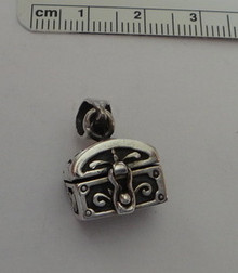17x14x15mm Pirate Treasure Chest Movable Sterling Silver Charm