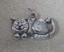 22x14mm Looks Like a Fat Cheshire Cat Sterling Silver Charm